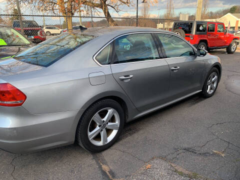 2012 Volkswagen Passat SE PZEV