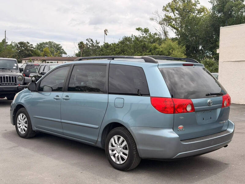 2008 Toyota Sienna