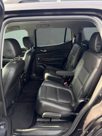 2017 GMC Acadia SLT-1