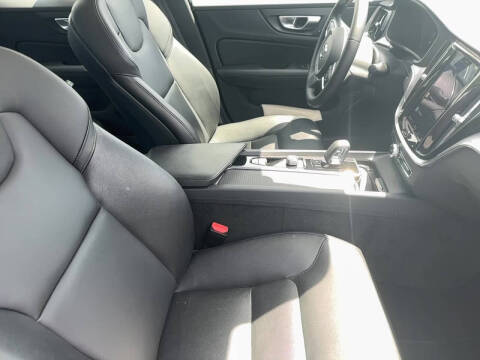 2025 Volvo S60 B5 Core