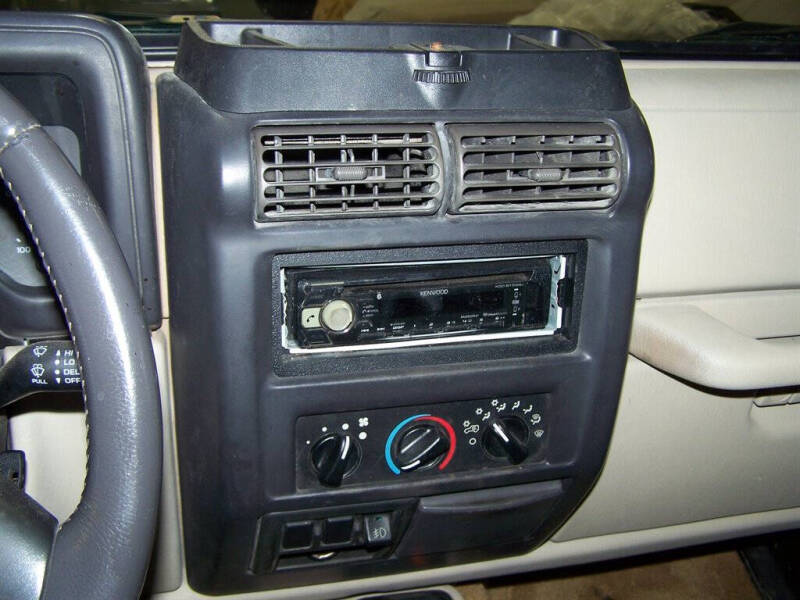 1999 Jeep Wrangler Sahara