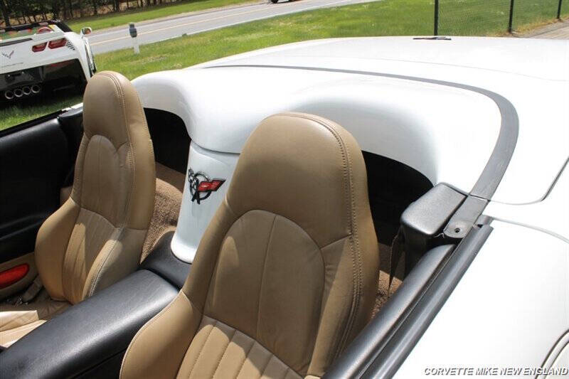 1999 Chevrolet Corvette 37
