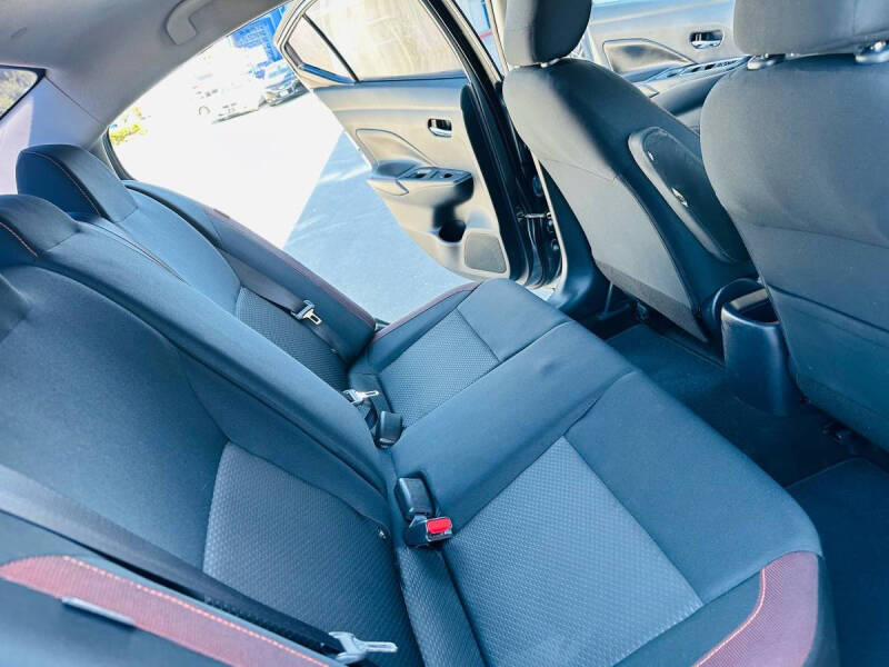 2020 Nissan Versa SR