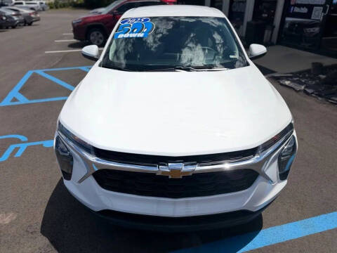 2025 Chevrolet Trax LS