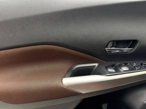2018 Nissan Kicks SR