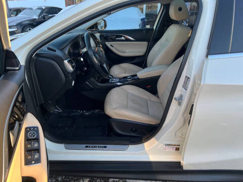 2018 Infiniti QX30 Luxury