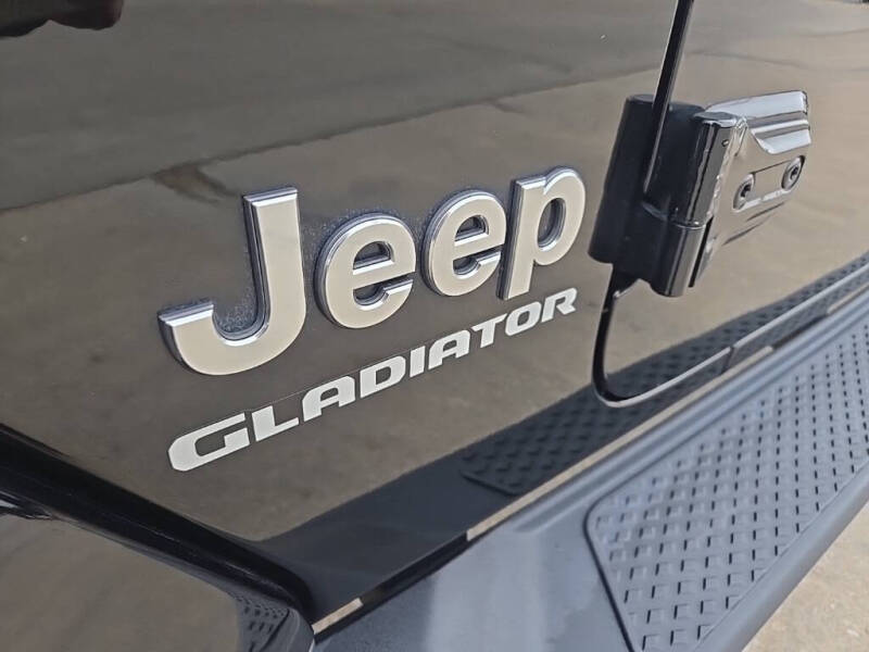 2021 Jeep Gladiator Overland