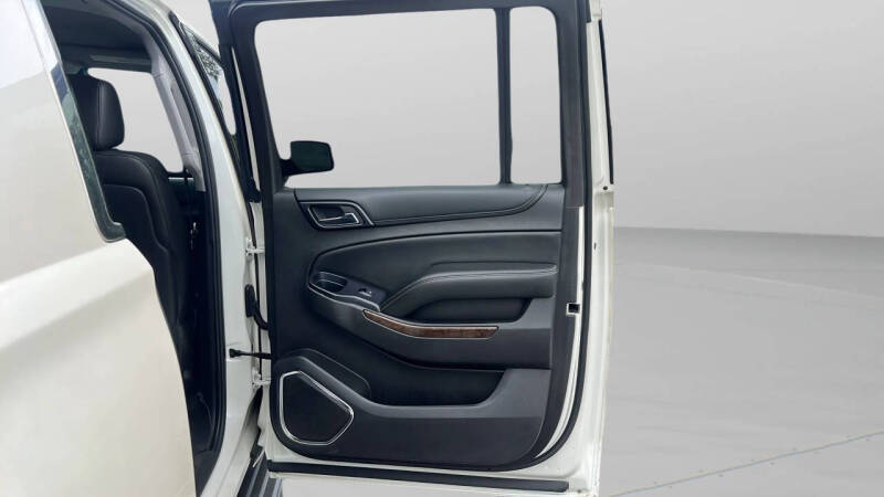 2015 Chevrolet Suburban LT