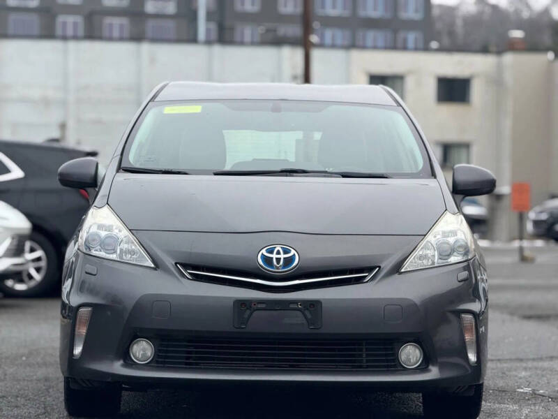 2012 Toyota Prius v