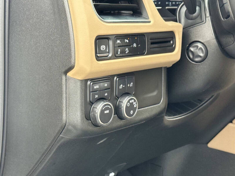 2024 Chevrolet Tahoe Premier