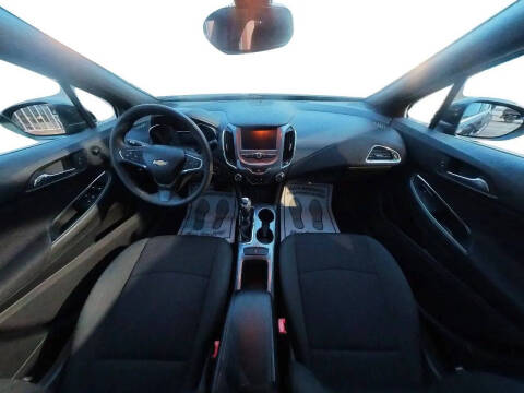 2017 Chevrolet Cruze LT Auto