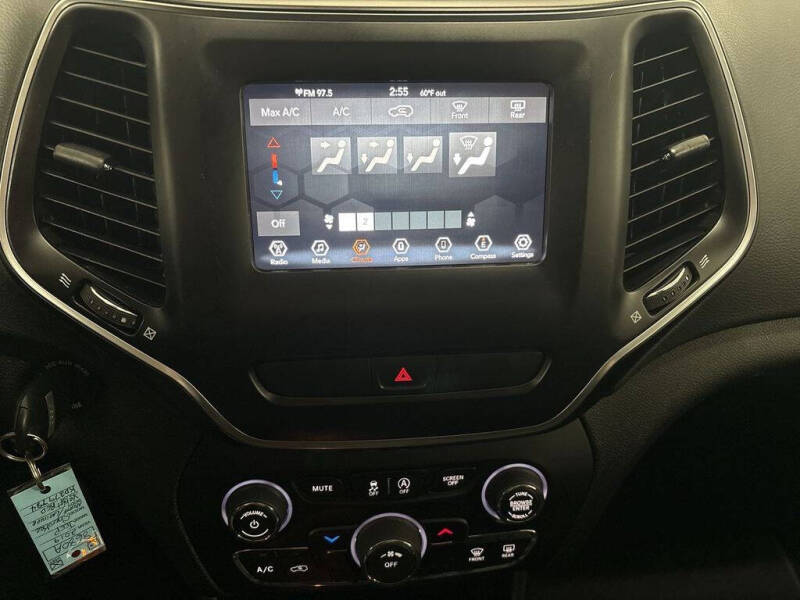 2019 Jeep Cherokee Latitude
