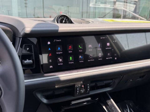 2025 Porsche Cayenne Turbo E-Hybrid