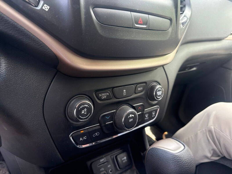 2018 Jeep Cherokee Latitude
