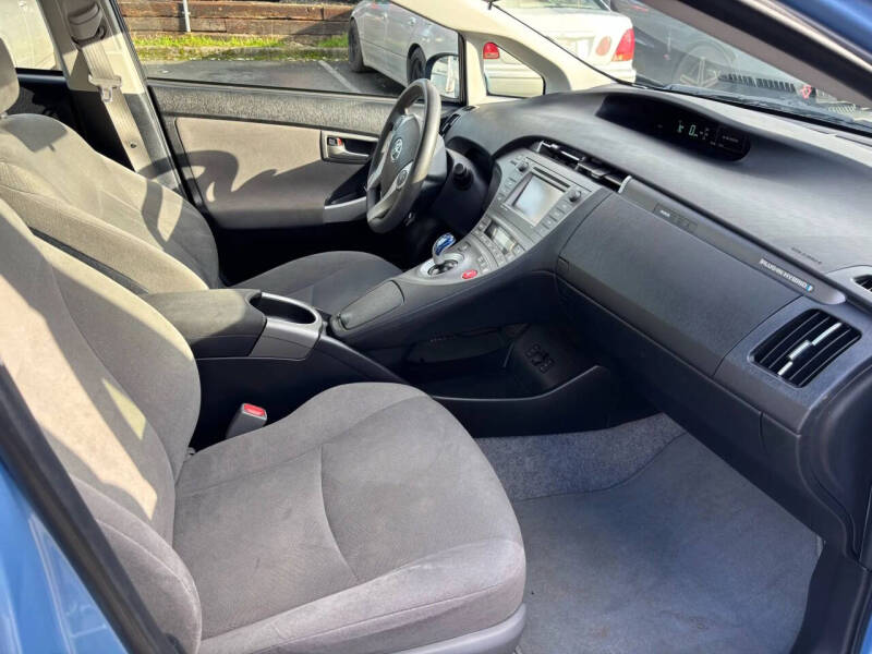 2015 Toyota Prius Plug-in Hybrid