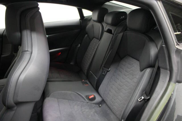 2023 Audi e-tron GT quattro Premium Plus