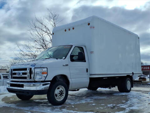 2022 Ford E-Series E-450 SD