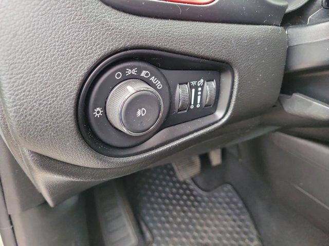 2017 Jeep Renegade Trailhawk