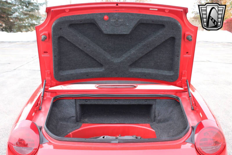 2002 Ford Thunderbird Deluxe