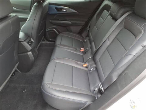 2026 Chevrolet Equinox EV LT 2