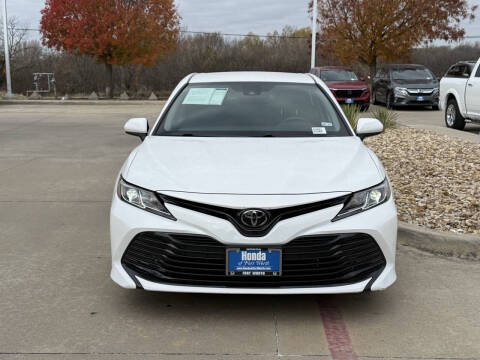 2020 Toyota Camry LE
