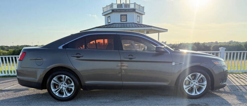 2015 Ford Taurus