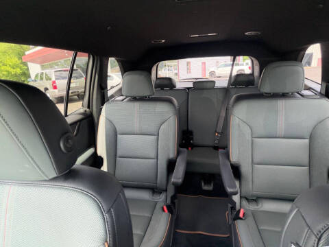 2024 GMC Acadia AT4