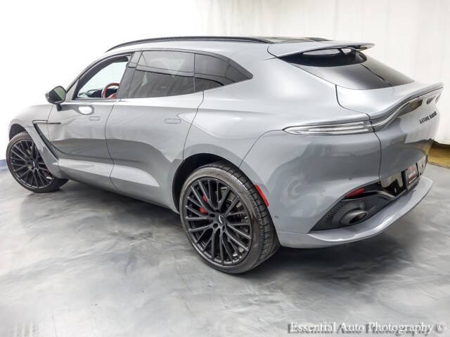 2022 Aston Martin DBX
