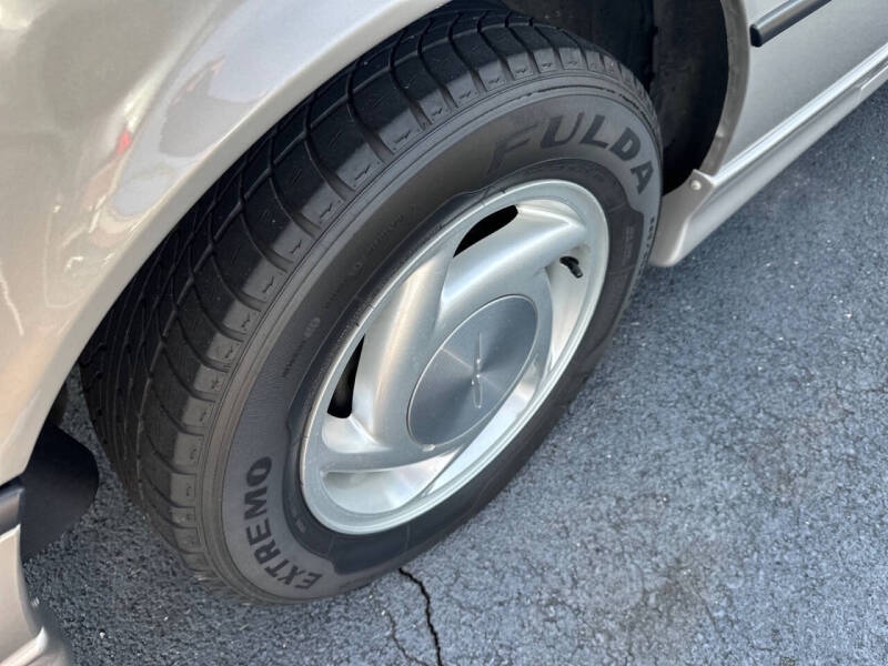 1989 Ford Thunderbird SC