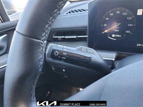 2025 Kia K5 EX