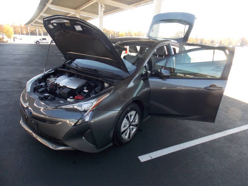 2018 Toyota Prius Three