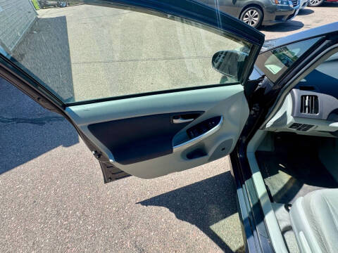 2010 Toyota Prius II