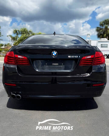 2014 BMW 5 Series 528i