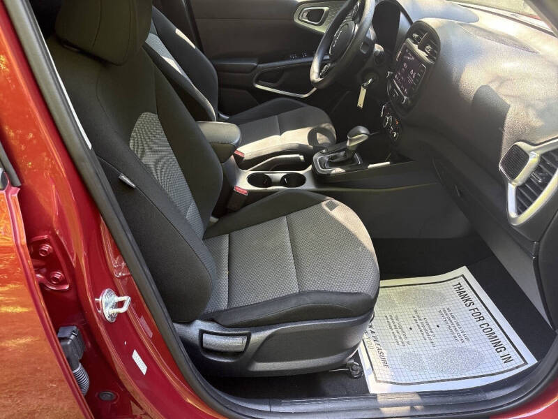 2024 Kia Soul LX