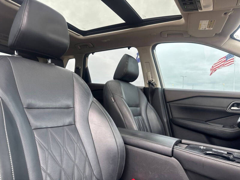 2022 Nissan Rogue Platinum