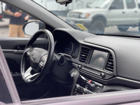 2020 Hyundai Elantra