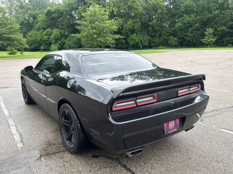 2009 Dodge Challenger SRT8