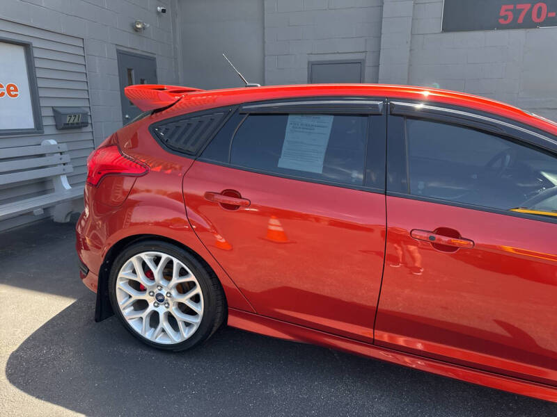 2018 Ford Focus ST
