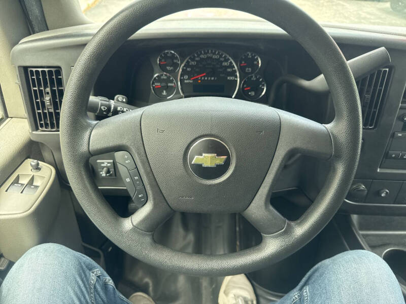 2017 Chevrolet Express LS 2500