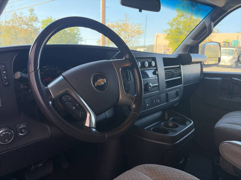 2018 Chevrolet Express 2500