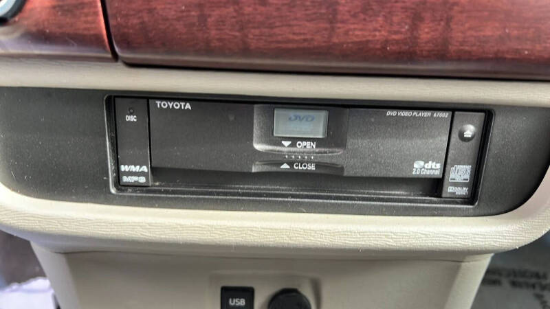 2014 Toyota Sienna Limited 7-Passenger