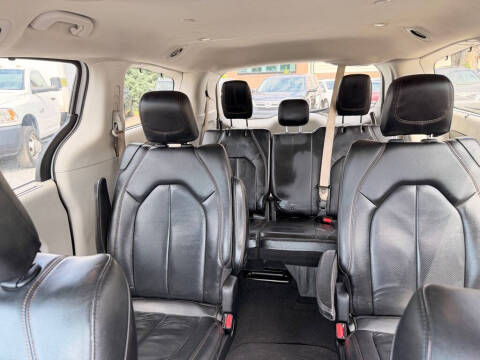 2020 Chrysler Pacifica Touring L