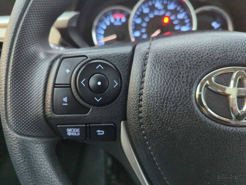 2015 Toyota Corolla LE Plus