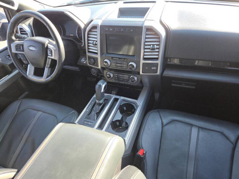 2017 Ford F-150 Platinum