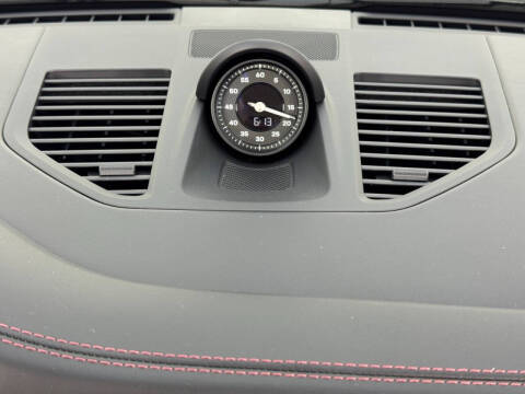 2025 Porsche 911 Carrera