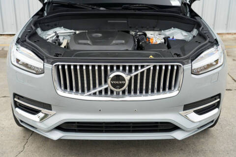 2024 Volvo XC90 Recharge T8 Ultimate Bright Theme 7P