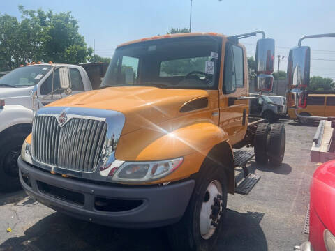 2012 International DuraStar 4300 for sale at Connect Truck and Van Center in Indianapolis IN