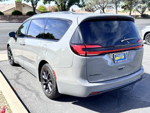 2021 Chrysler Pacifica Touring L
