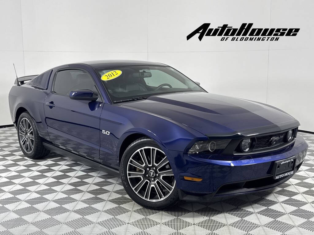 2012 Ford Mustang GT 2dr Fastback's photo