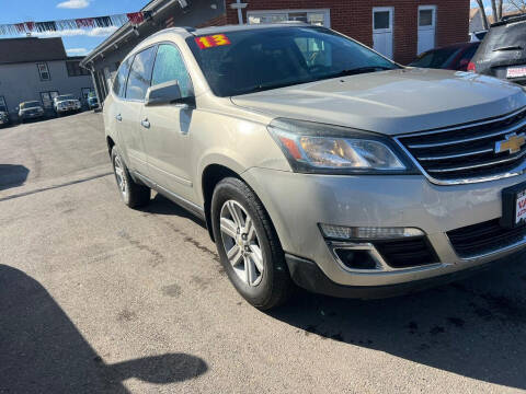 2013 Chevrolet Traverse for sale at Valley Auto Finance in Warren OH